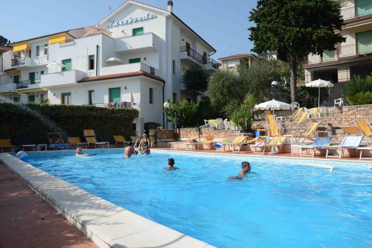 Residence Mare Verde Pietra Ligure Luaran gambar